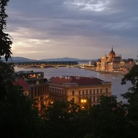 Newly Designed Flat Under Castle * Budapeszt