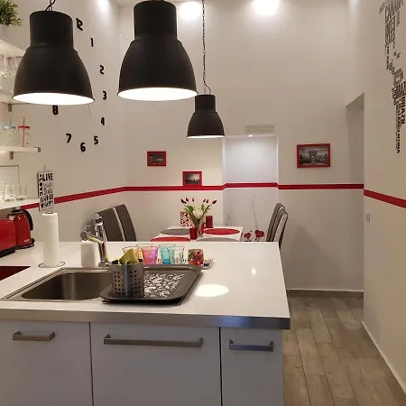 Newly Designed Flat Under Castle Apartamento *