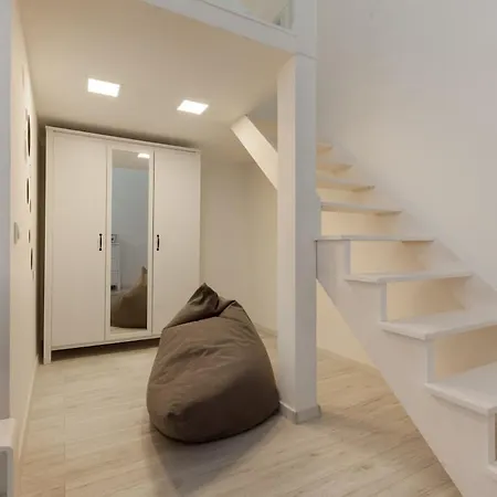 Newly Designed Flat Under Castle *