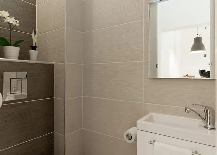 Newly Designed Flat Under Castle Budapeste