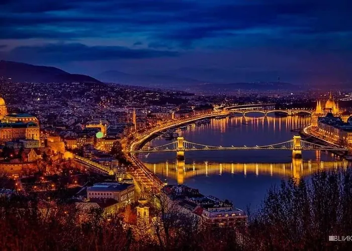 Newly Designed Flat Under Castle شقة *