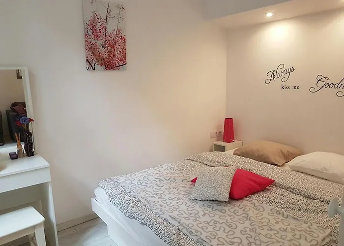شقة Newly Designed Flat Under Castle بودابست
